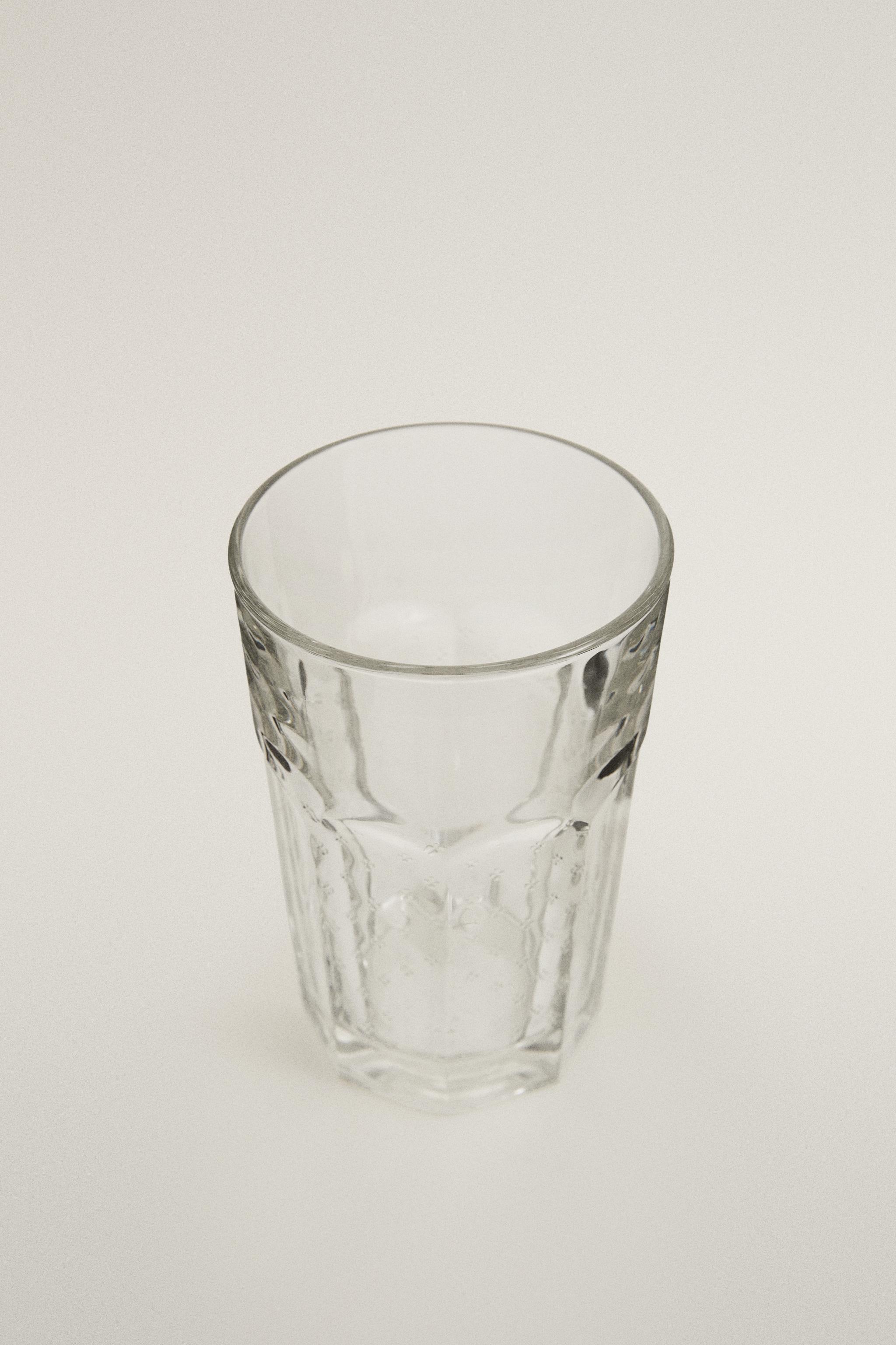 RAISED FLORAL DESIGN GLASS TUMBLER